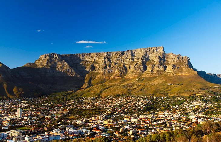 Why Cape Town in South Africa is a favorite destination for tourist